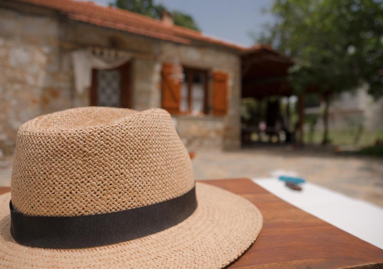 Santa Cruz Country Cottage Kallithea  외부 사진