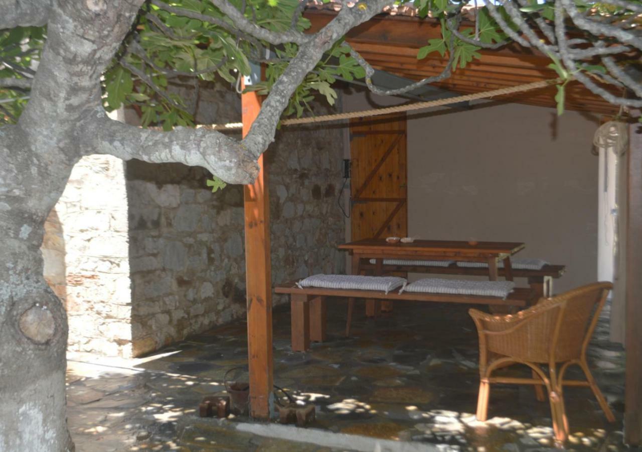Santa Cruz Country Cottage Kallithea  외부 사진