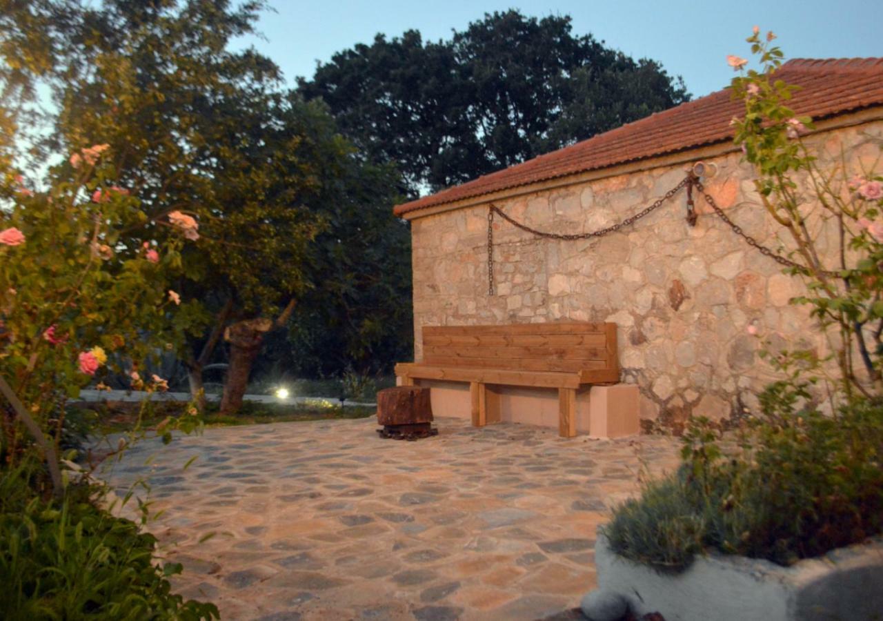 Santa Cruz Country Cottage Kallithea  외부 사진